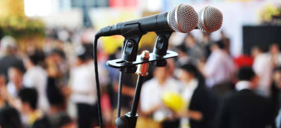 Public Speaking – How to Calm a Nervous Voice
